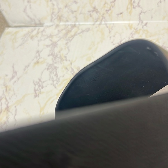 LOUIS VUITTON PRISM HOLOGRAPHIC MONOGRAM RAINBOW SLIDES - SIZE 11 MENS - Picture 9 of 9